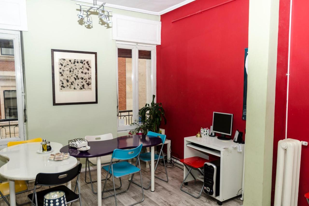 Pension Blanca B&B León Εξωτερικό φωτογραφία