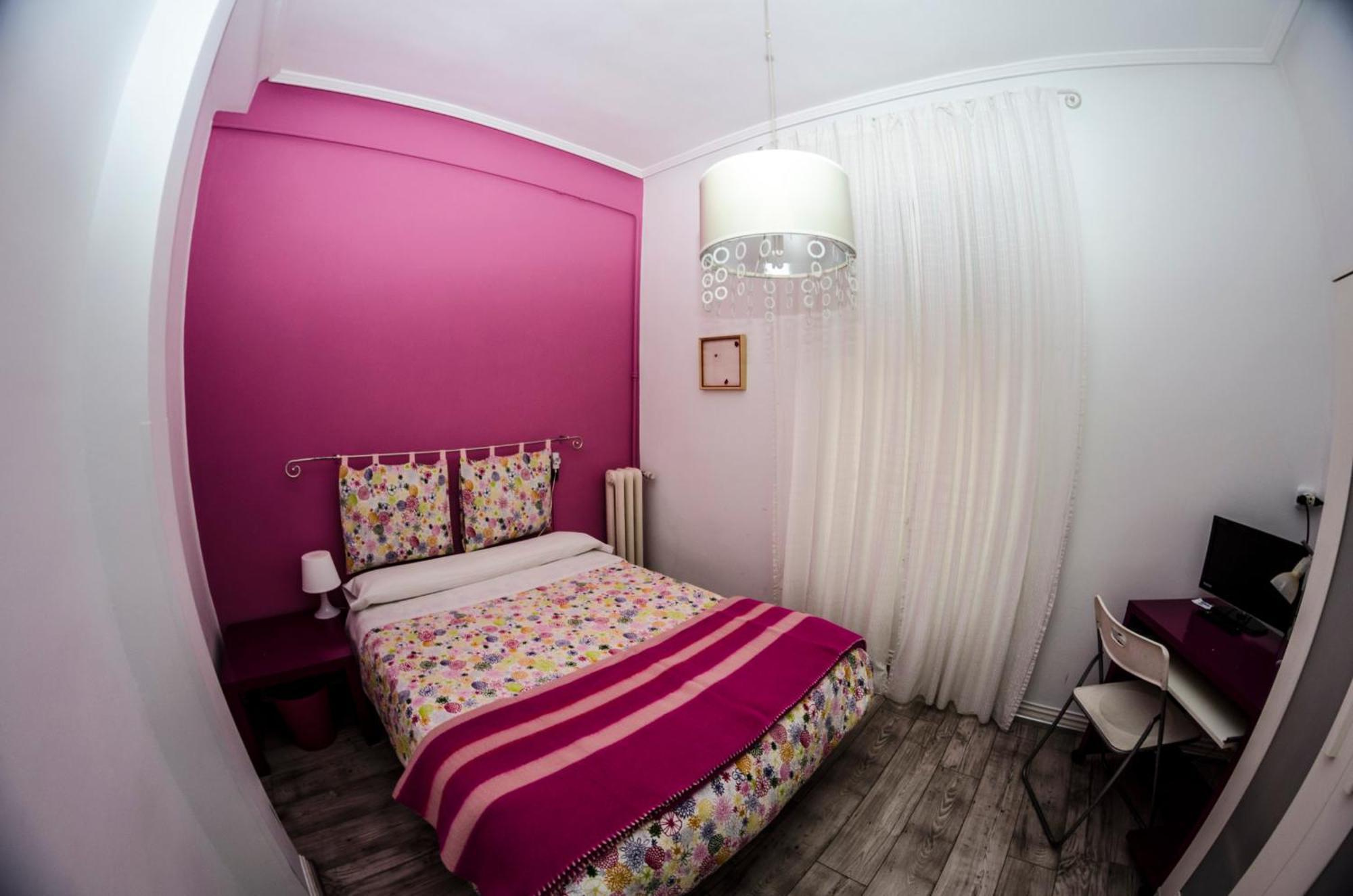 Pension Blanca B&B León Εξωτερικό φωτογραφία
